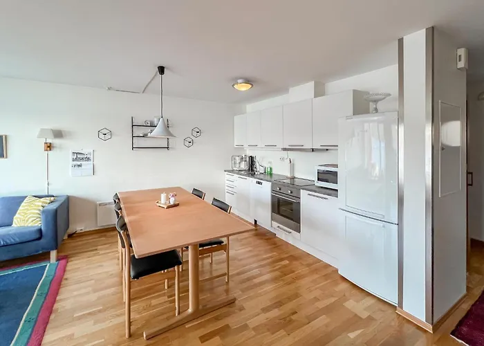 3 Bedroom Amazing In Apartamento *