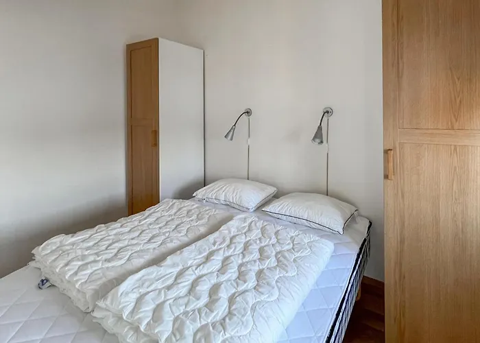 3 Bedroom Amazing In Apartamento