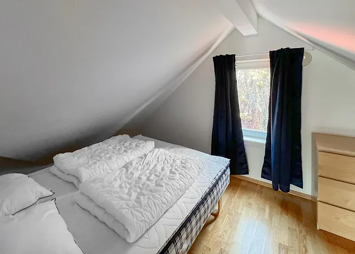 Apartamento 3 Bedroom Amazing In Korshamn (Vest-Agder)